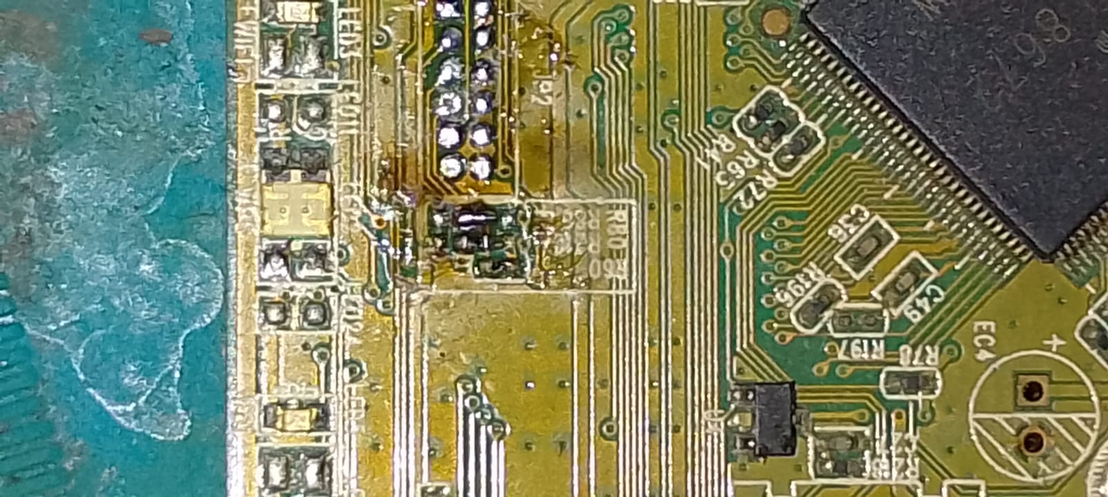 Resistor pads